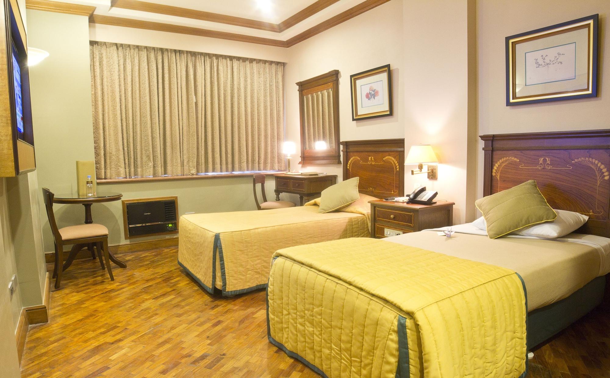 סן פדרו מקאטי Herald Suites מראה חיצוני תמונה