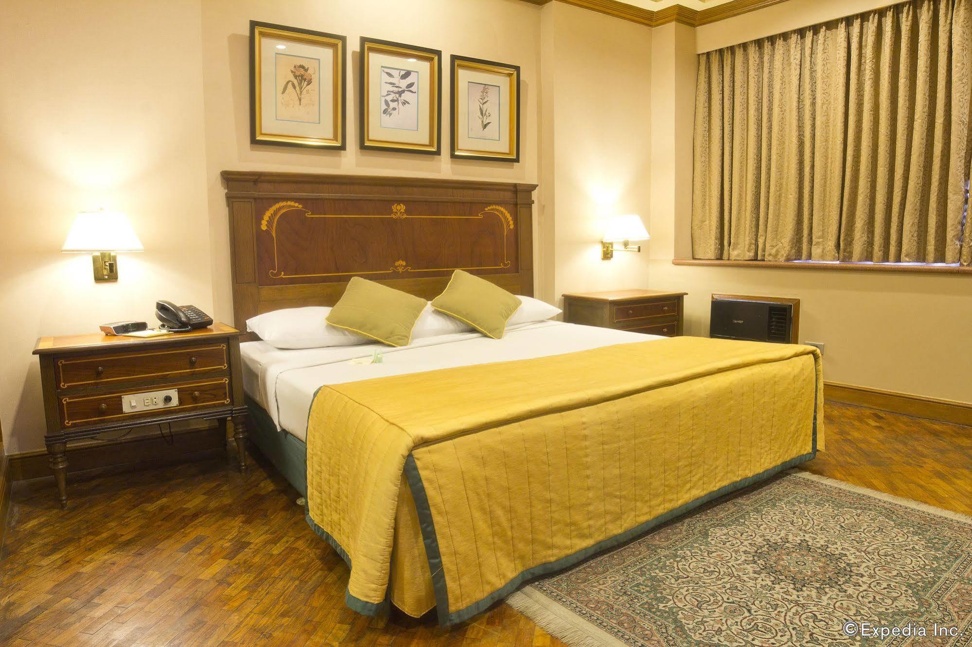 סן פדרו מקאטי Herald Suites מראה חיצוני תמונה